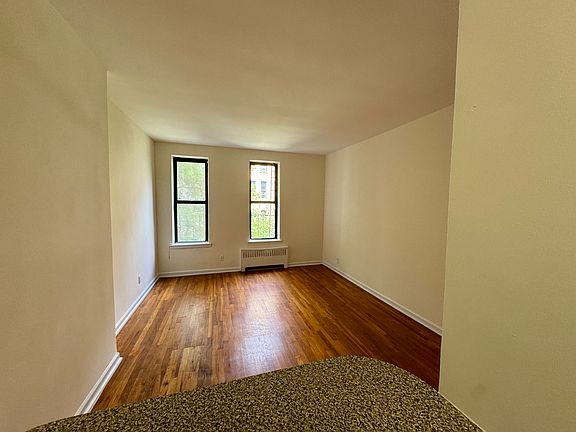3rd image of 521 E 82nd St APT 2B