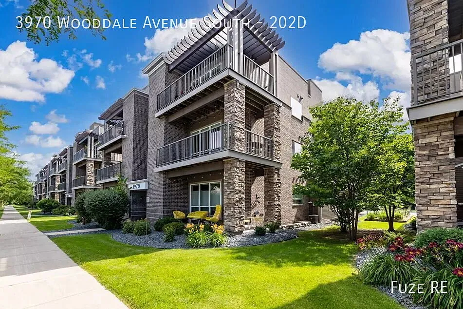 Luxury Condo in Saint Louis Park! — Photo 3