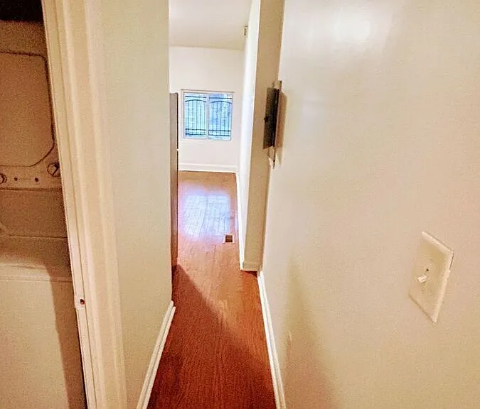 5034 Walnut St #1 — Photo 21