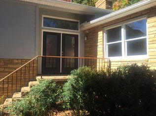 907 Greenwood Dr, Greensboro, NC 27410