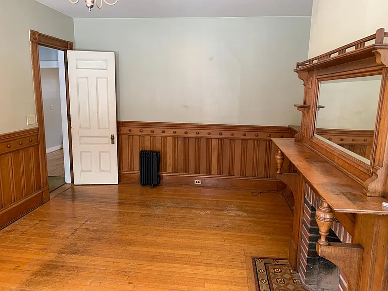 305 Maple St #6 — Photo 3