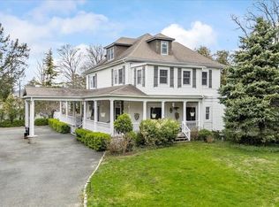 66 Field Ave, Hicksville, NY 11801