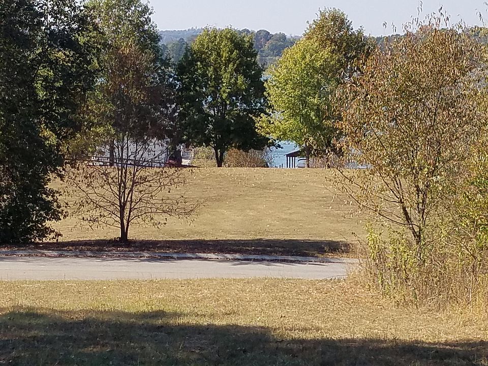 1st image of Colonial Harbor Dr