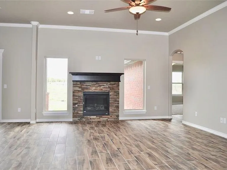 3217 Briargate Rd — Photo 6