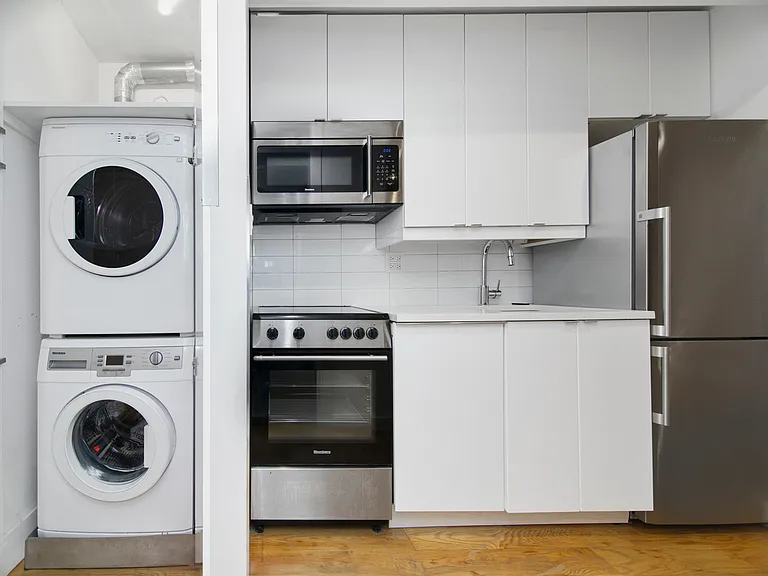100 Forsyth St #12 — Photo 2
