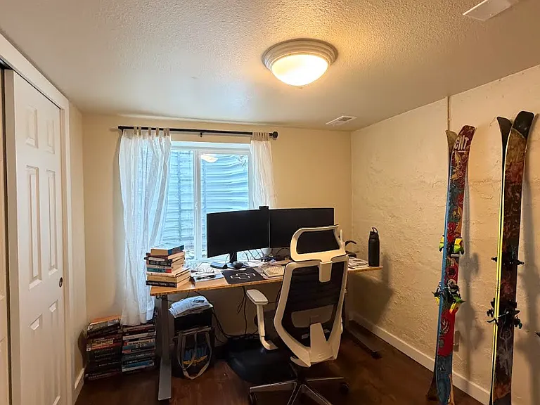 516 E Dale St — Photo 13