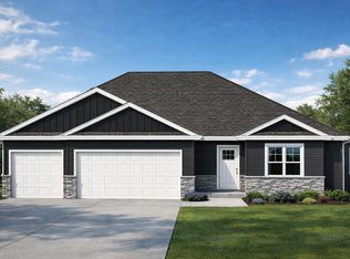 476 Nickolas St, Randolph, WI 53956