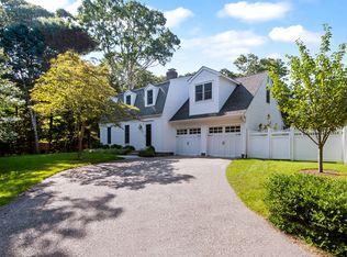 8 Harvest Ln, East Hampton, NY 11937