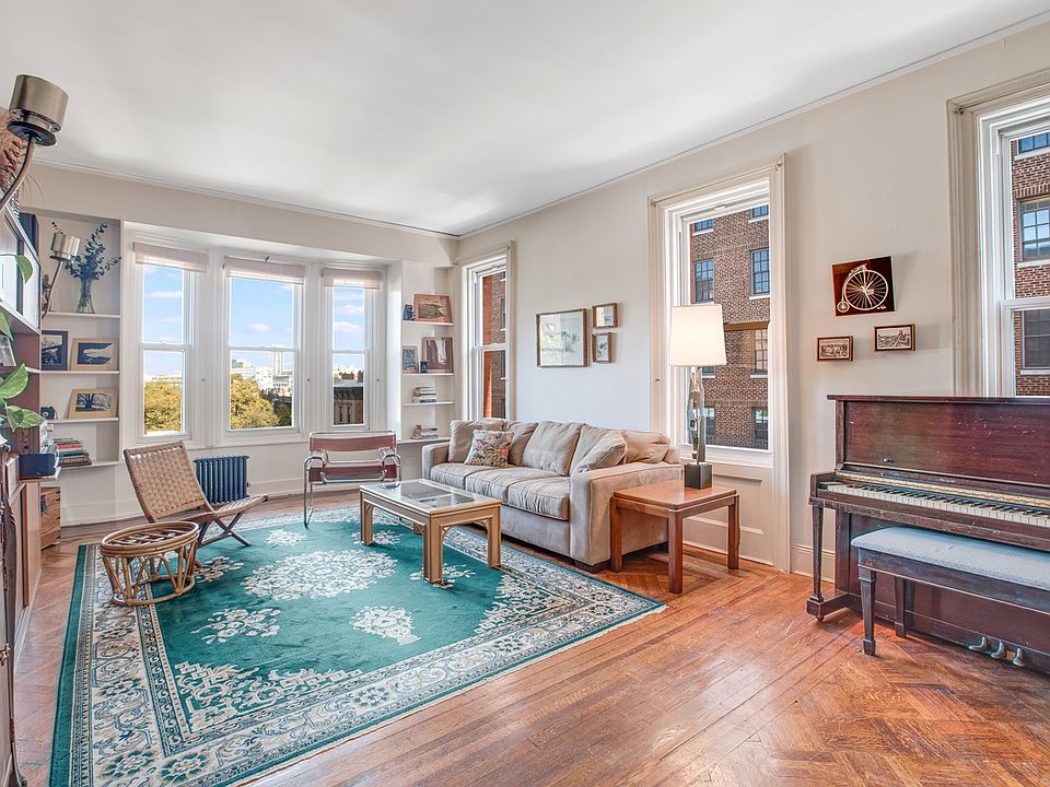 1st image of 15 Clark St APT 5C