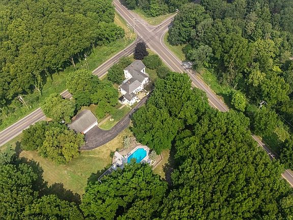 4th image of 7942 Salt Springs Rd