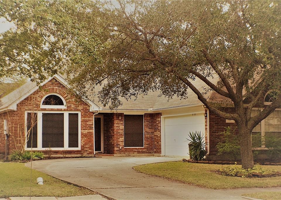 1st image of 121 Rushton Cir