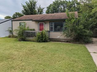 2415 W Dallas St, Wichita, KS 67217