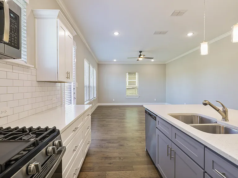 1528 Teresa Ann Ln — Photo 7