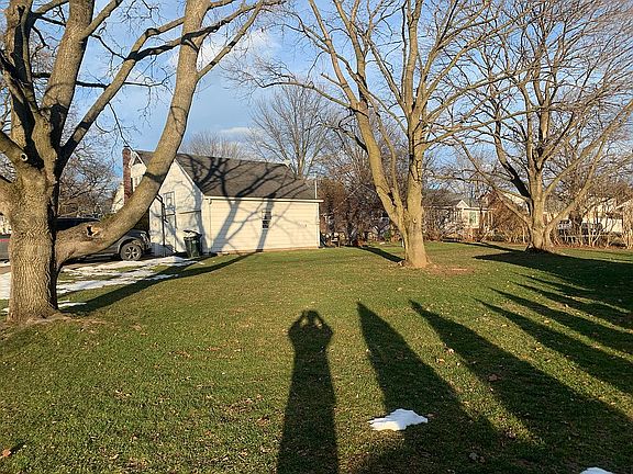 5th image of 1200 Cherry St