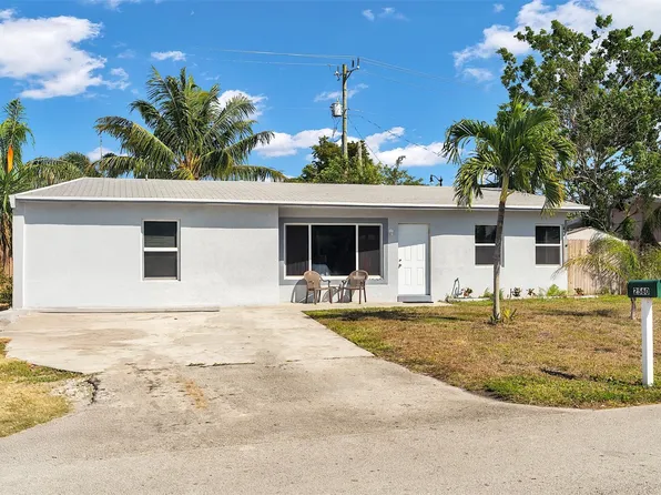 2560 NE 8th Ter, Pompano Beach, FL 33064