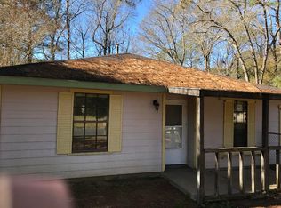 303 N Frusha Dr, Deridder, LA 70634