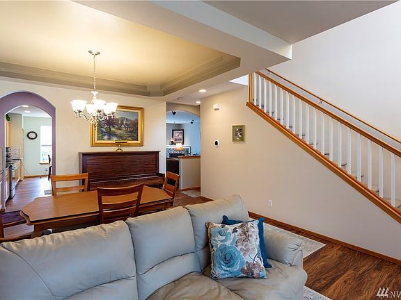 4th image of 8106 35th St NE