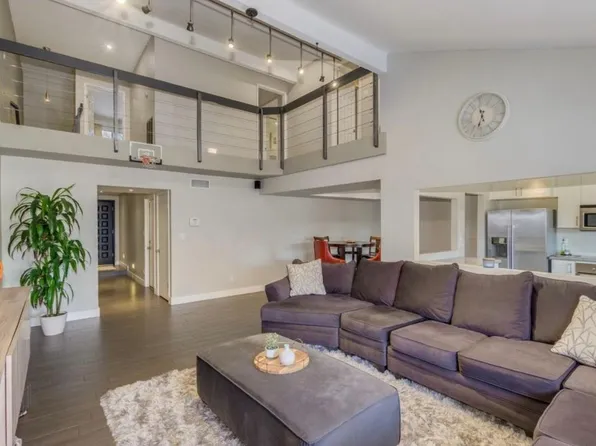 5837 N 8th Pl, Phoenix, AZ 85014