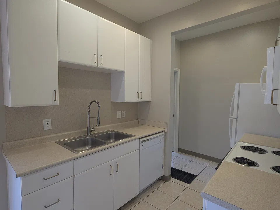 Kitchen with appliances