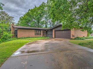 2929 Sheridan Rd, Bartlesville, OK 74006
