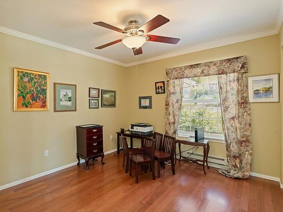 2nd image of 513 Meadow Ave