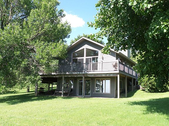 2nd image of 6 Eagle Ln