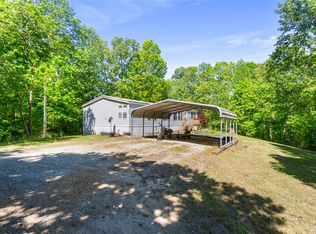 350 Shadydale Cir, Six Mile, SC 29682