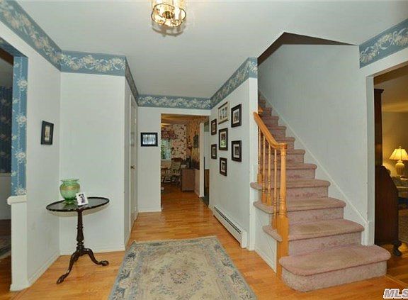 5th image of 22 Josephine Ln