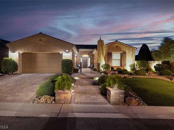 2nd image of 11 Contrada Fiore Dr