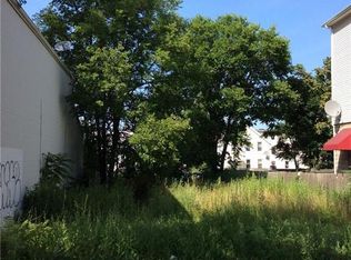 381 Admiral St, Providence, RI 02908