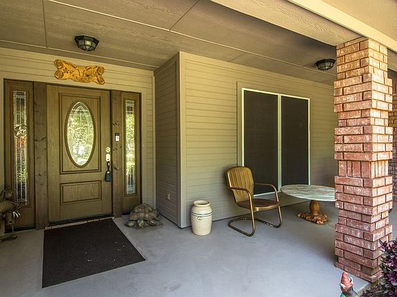 4th image of 509 Oak Hills Dr