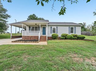 738 McDaniel Rd, Kings Mountain, NC 28086