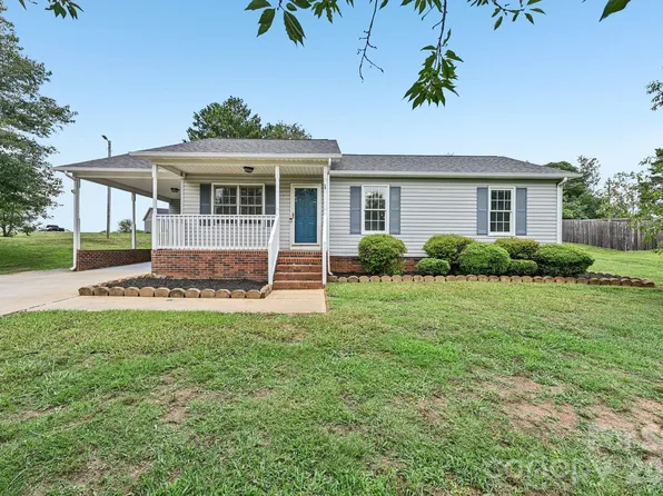 738 McDaniel Rd, Kings Mountain, NC 28086
