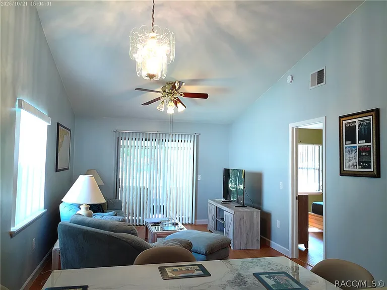 1871 Arrowwood Ln — Photo 10
