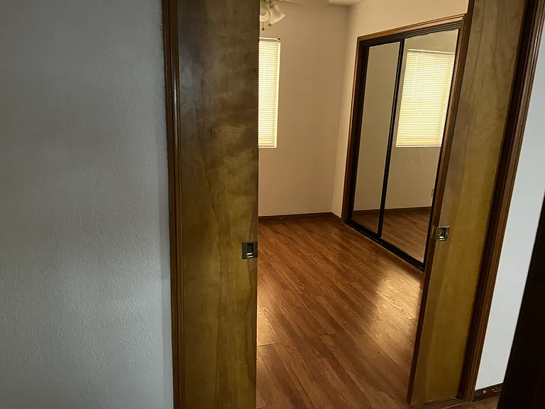 18040 Lakeview Dr — Photo 7