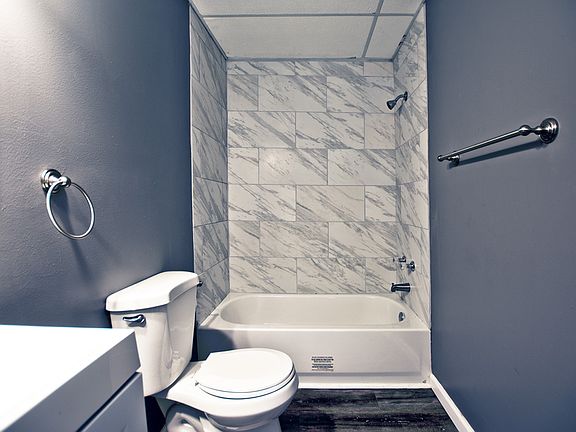 4th image of 1522 Ottawa Ct #1