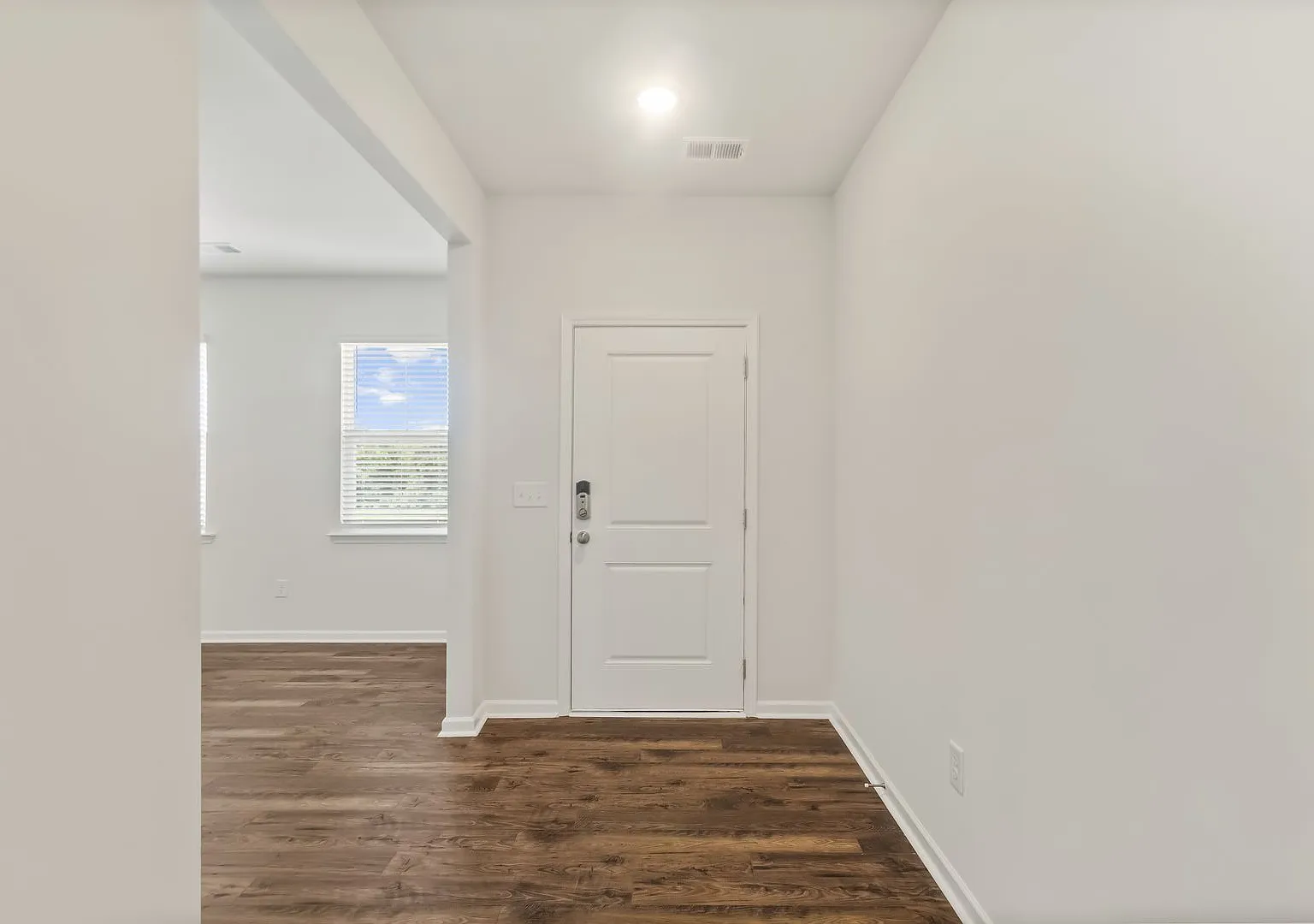 Newly Built 4 Bedroom Home In Halton Oaks With Resort Style Amenities — Photo 4