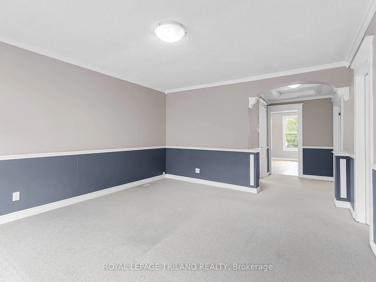 3 bed, $2,095 — Photo 2