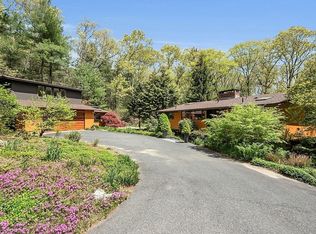 380 Heald Rd, Carlisle, MA 01741