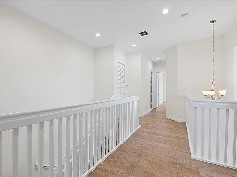 1434 SW 4th Ave #1434 — Photo 20
