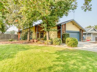 4139 W Capitola Ave, Fresno, CA 93722