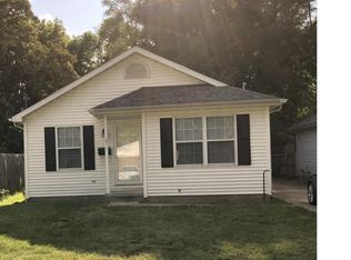 1011 S 17th St, Springfield, IL 62703