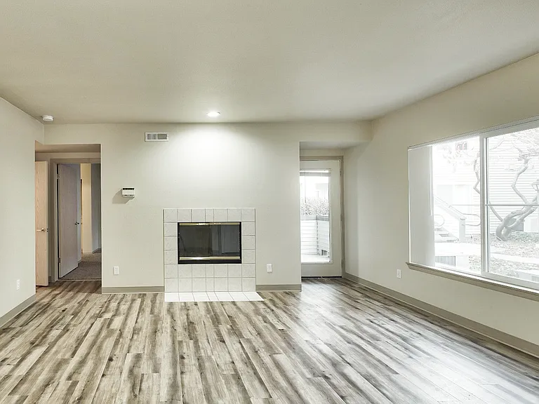 2433 George Washington Way — Photo 20