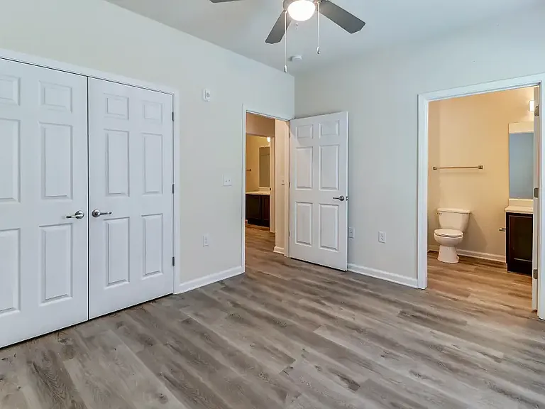 West Way I Apartments — Photo 25