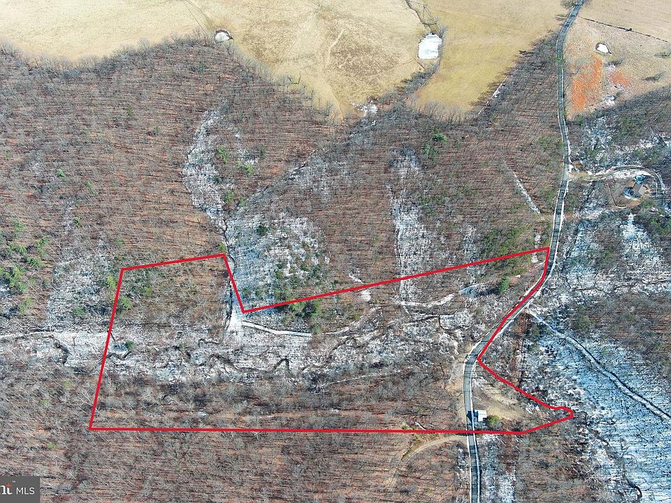 1st image of 2950 Little Cacapon Mountain Rd