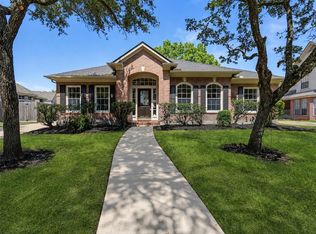 3319 Almond Creek Dr, Houston, TX 77059