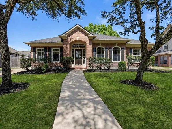 3319 Almond Creek Dr, Houston, TX 77059