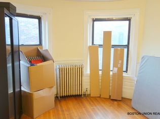 118 Hemenway Street #FL 4TH, Boston, MA 02115
