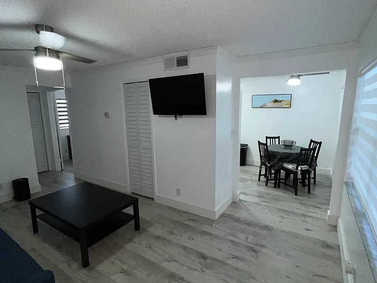 326 Wilson St #105 — Photo 6