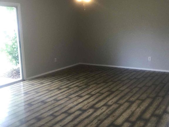 5th image of 4051 SW Balleto St